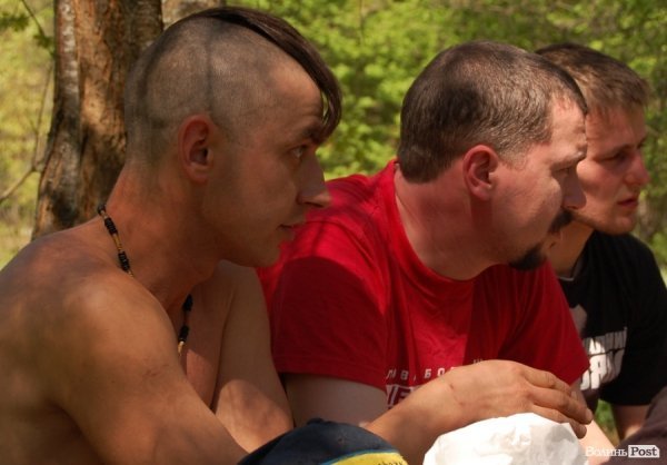 У волинських лісах «воюють» Чорна сотня і сотня Перця. ФОТО 