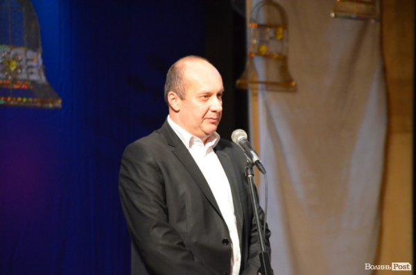 Віншування, янголи і різдвяне тепло: у Луцьку колядував фестиваль вертепів