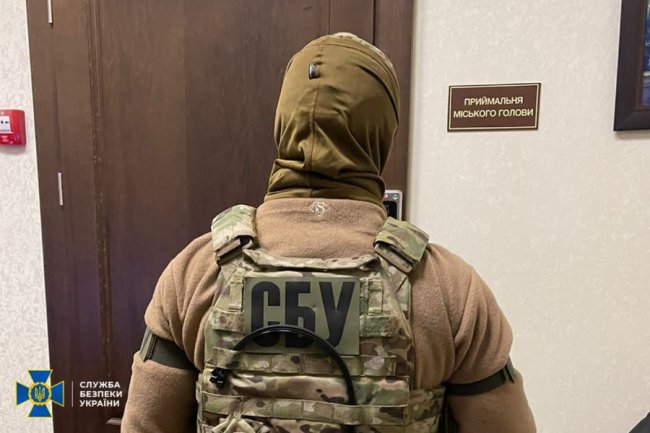 Силовики проводять обшуки у Балоги та керівництва Мукачева