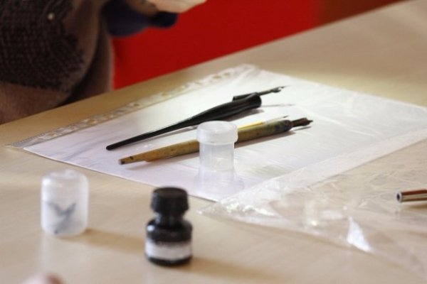 У Луцьку запрацювала Школа каліграфії. ФОТО