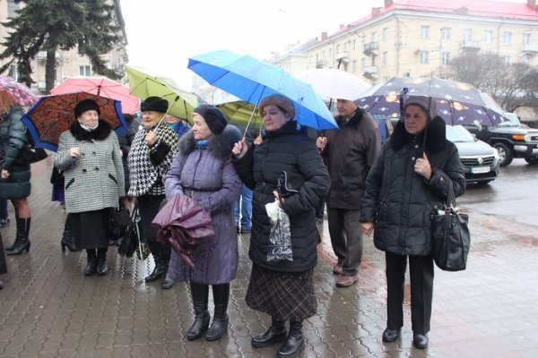 Лучани вшанували пам'ять Великого Кобзаря. ФОТО