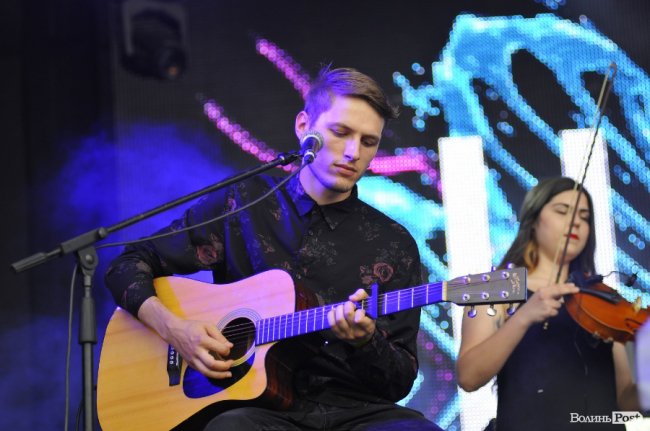 Третій день «Бандерштату» в обличчях та миттєвостях. ФОТОРЕПОРТАЖ