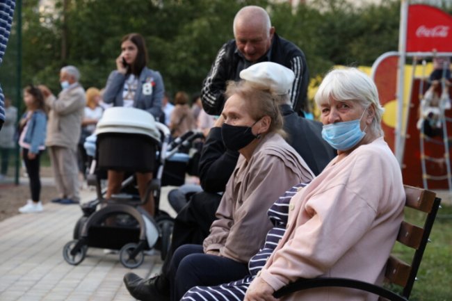 У Луцьку відкрили ще один сучасний спортмайданчик. ФОТО 