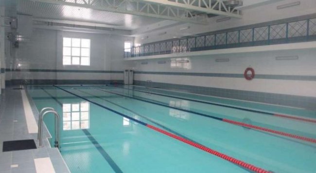 Де у Луцьку є басейни: ціни та переваги