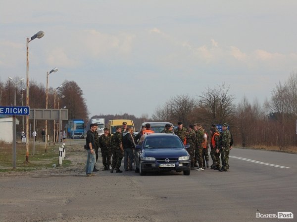 Як волинські революціонери патрулюють кордон. ФОТО