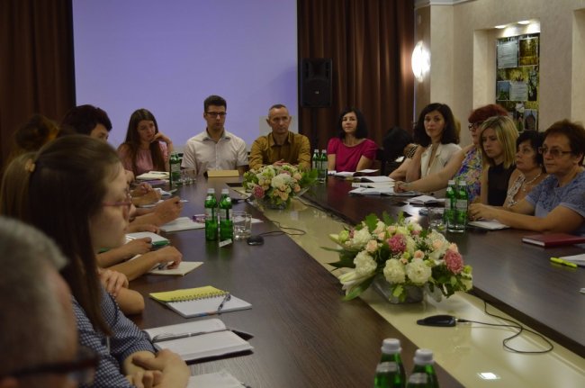 На Волині у лісовій галузі працює 529 жінок