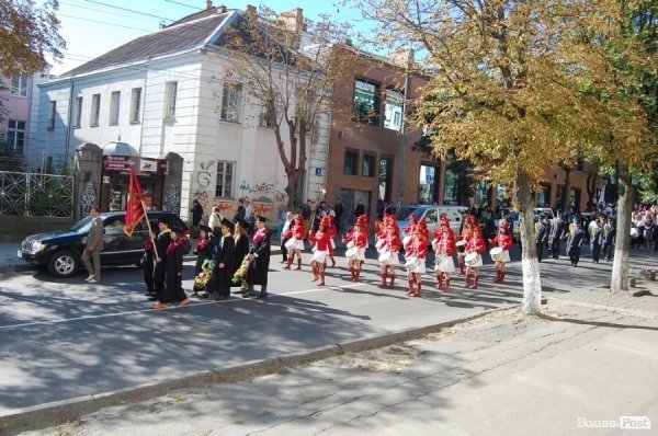 У Луцьку – посвята в студенти «європейського» вишу. ФОТО