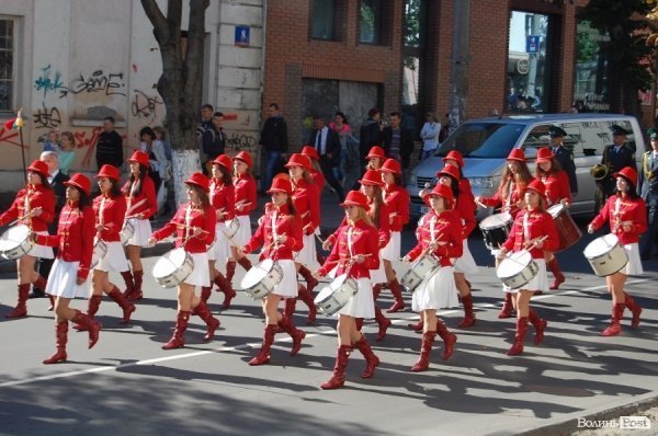 У Луцьку – посвята в студенти «європейського» вишу. ФОТО