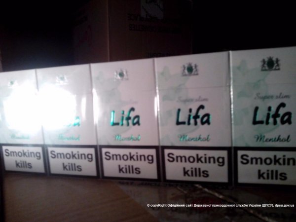 У волинянина вилучили 117 ящиків контрабандних цигарок. ФОТО