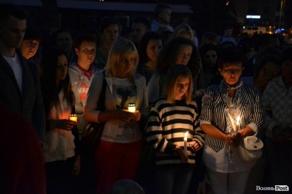 У Луцьку перед Дня Незалежності України вшанували тих, хто віддав за неї життя. ФОТО