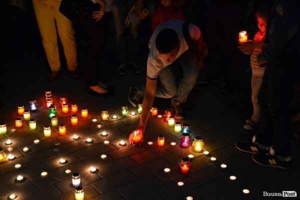 У Луцьку перед Дня Незалежності України вшанували тих, хто віддав за неї життя. ФОТО