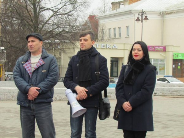 Кримські татари Волині провели акцію проти окупації Криму. ФОТО