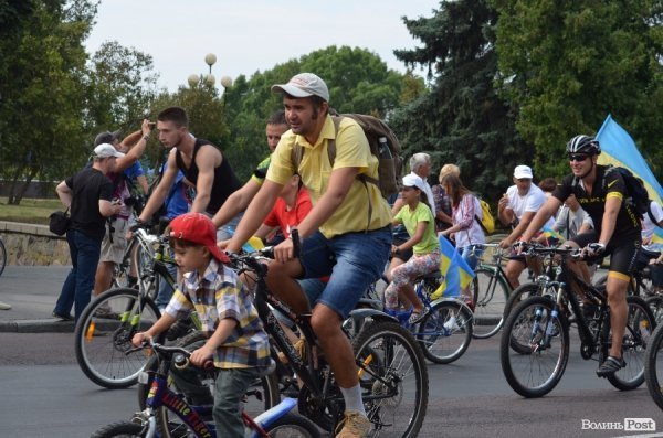 У Луцьку відбувся патріотичний велопробіг. ФОТО