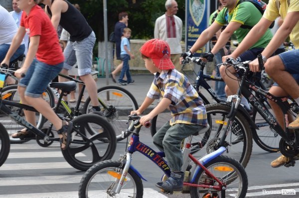 У Луцьку відбувся патріотичний велопробіг. ФОТО