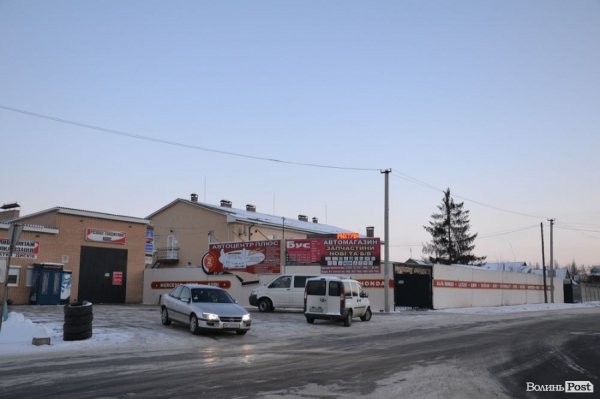 «Автоцентр Плюс (У Женіка)» 