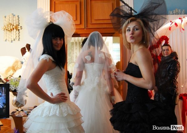 У Луцьку відбулася весільна виставка