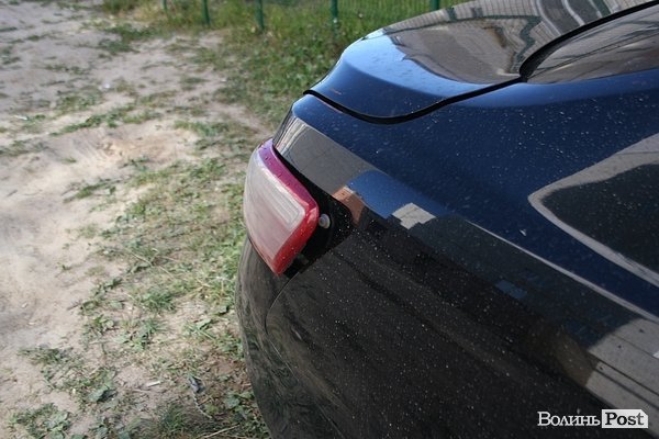 У Луцьку згорів автомобіль. ФОТО