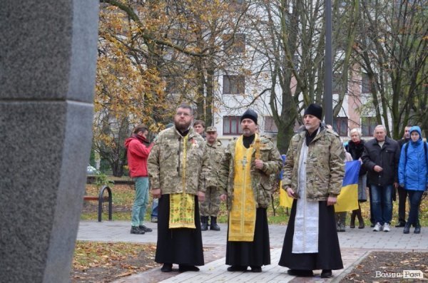 «Схід і Захід разом!»: до Луцька приїхав «Потяг єднання»