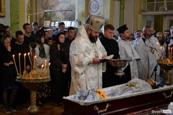 У Луцьку попрощалися з Героєм.ФОТО