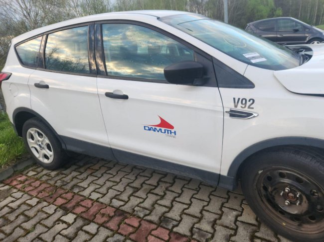 Двоє волинян намагались ввезти в Україну автомобілі з підробленими документами 