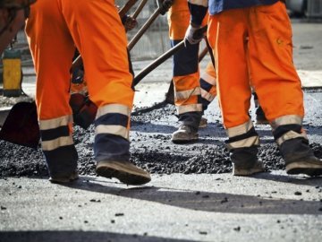 Цього року мають відремонтувати проблемну дорогу на Нововолинськ