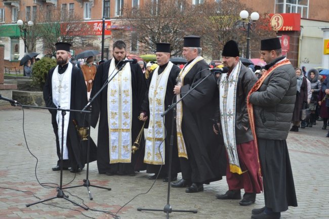 Як у Ковелі відзначали День Гідності та Свободи. ФОТО