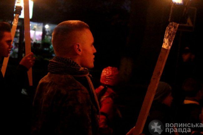 Смолоскипний хід у центрі Луцька. ФОТО