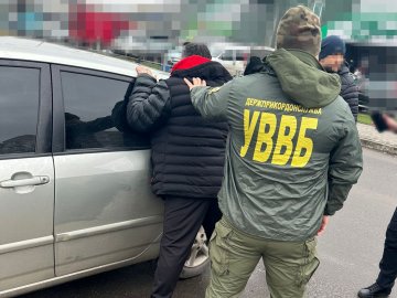 Прикордонника з Волині затримали на хабарі. ФОТО