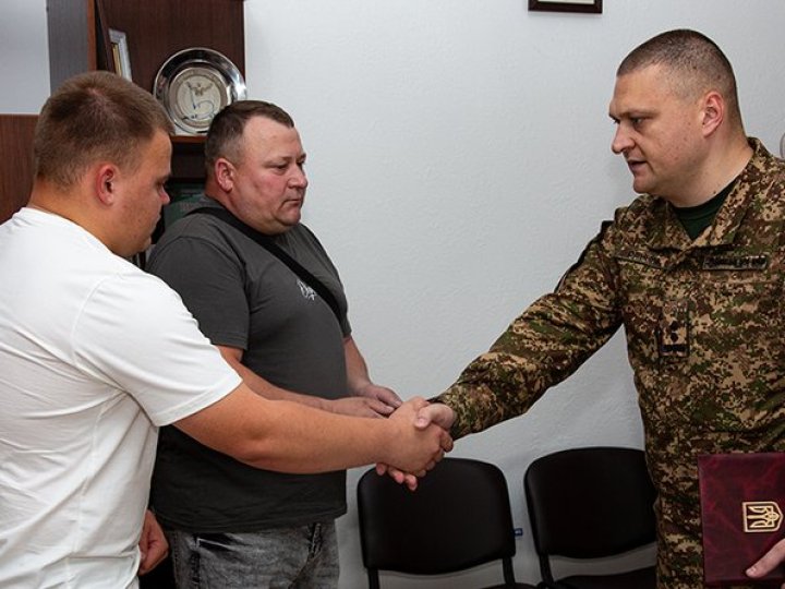 Рідним загиблого нацгвардійця з Волині передали орден