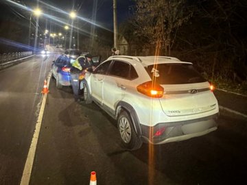 П’яна жінка скоїла аварію на Гнідавській у Луцьку