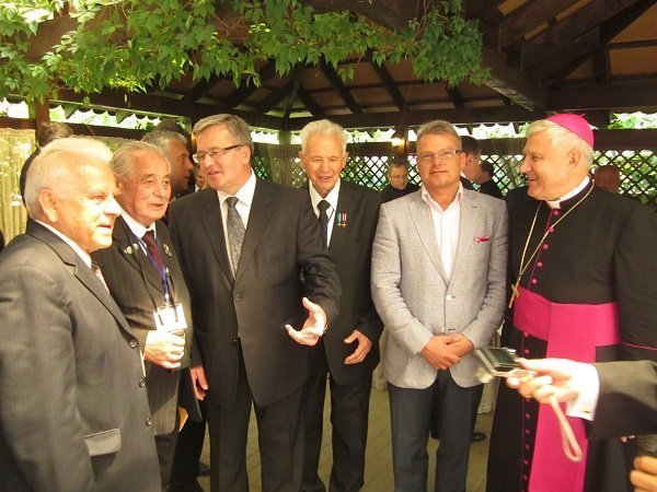 У луцькому ресторані за обід президента Польщі платили готівкою. ДОКУМЕНТ