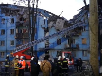 Зеленський пообіцяв військову та юридичну відповідь росіянам за обстріл Запоріжжя