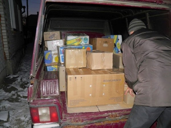 Прихожани храму на Волині передали бійцям  240 кілограмів пирогів. ФОТО