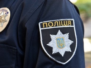 Хуліганив у черзі до банку: поліція склала протокол на волинянина за порушення карантину