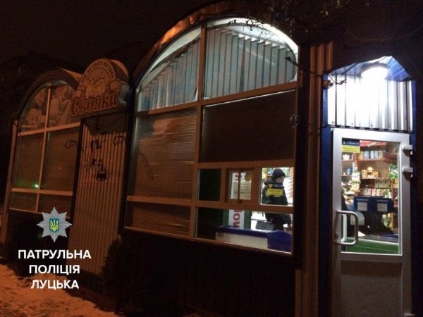 У Луцьку виявили 3 магазини, де вночі продають алкоголь