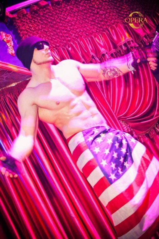 У Луцьку відкрили новий нічний клуб. ФОТО