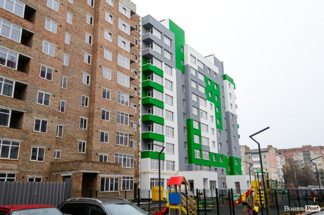 Затишне місце для кожного: у Луцьку продовжують будувати «карамельний» житловий комплекс. ФОТО*