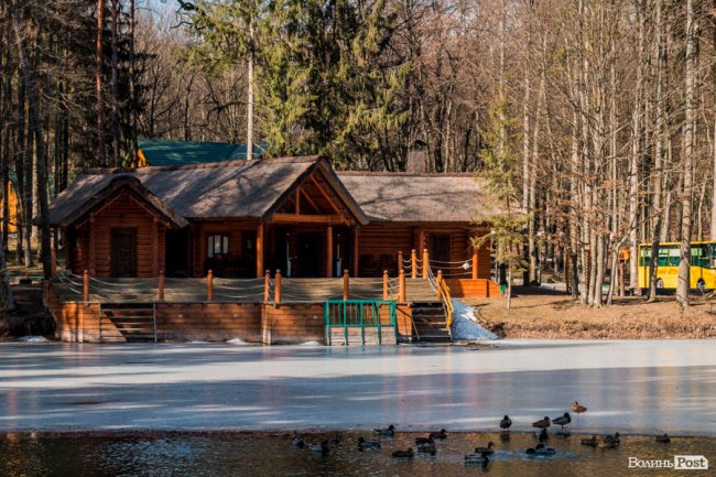 Учні першого на Волині міського шкільного лісництва побували у «волинській Швейцарії». ФОТО