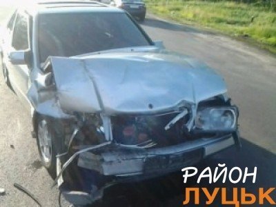 У Луцьку аварія: зіткнулося три автівки. ФОТО