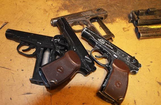 Як у Нововолинську знищували зброю. ФОТО