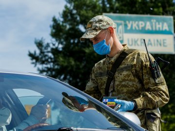 Як зміняться правила перетину кордону в Україні з 5 серпня