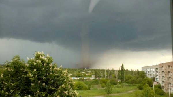 Потужний смерч пронісся над Кіровоградщиною. ВІДЕО
