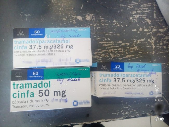 На Волині більш як три сотні наркотичних таблеток знайшли у посилці, яку везли за кордон На Волині більш як три сотні наркотичних таблеток знайшли у посилці, яку везли за кордон