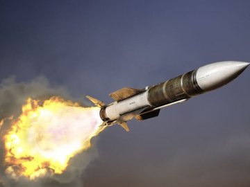 Експерт розповів, скільки зараз ракет Росія здатна виробляти сама
