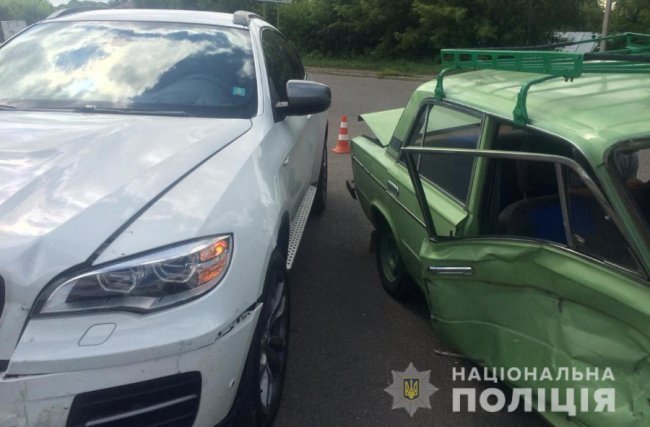 У Луцьку зіткнулись дві автівки: пасажир легковика – у лікарні