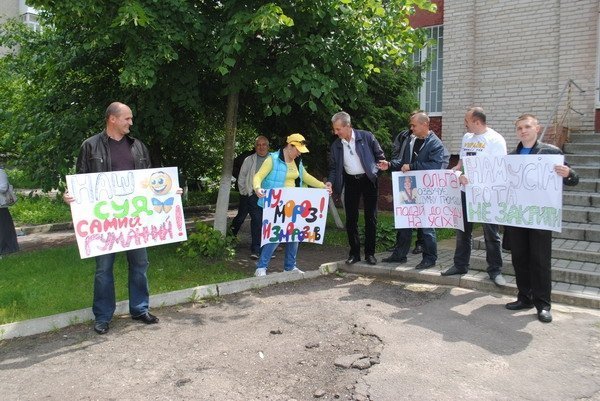 Фото Олексія Біянова ( з сайту газети Місто Вечірнє)