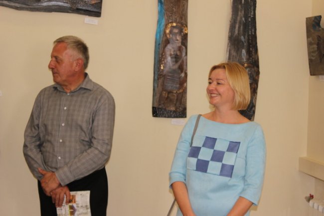 Луцька художниця показала свої «Знаки часу». ФОТО