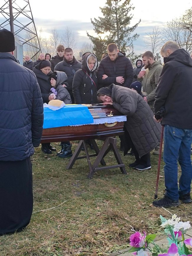 На Волині провели в останню дорогу Героя Олексія Левковського