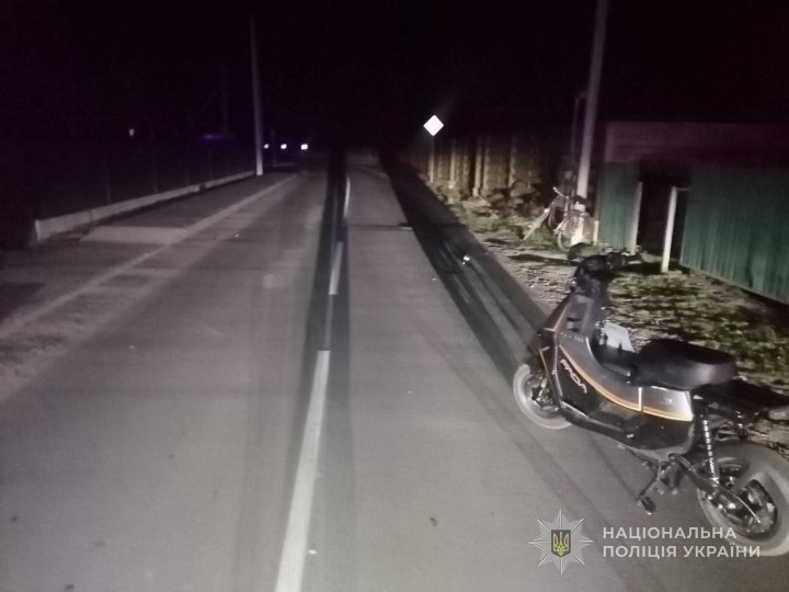 На Волині неповнолітній водій електроскутера збив велосипедиста