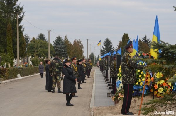 В Гаразджі освятили пам’ятники Героїв, які загинули в АТО. ФОТО
